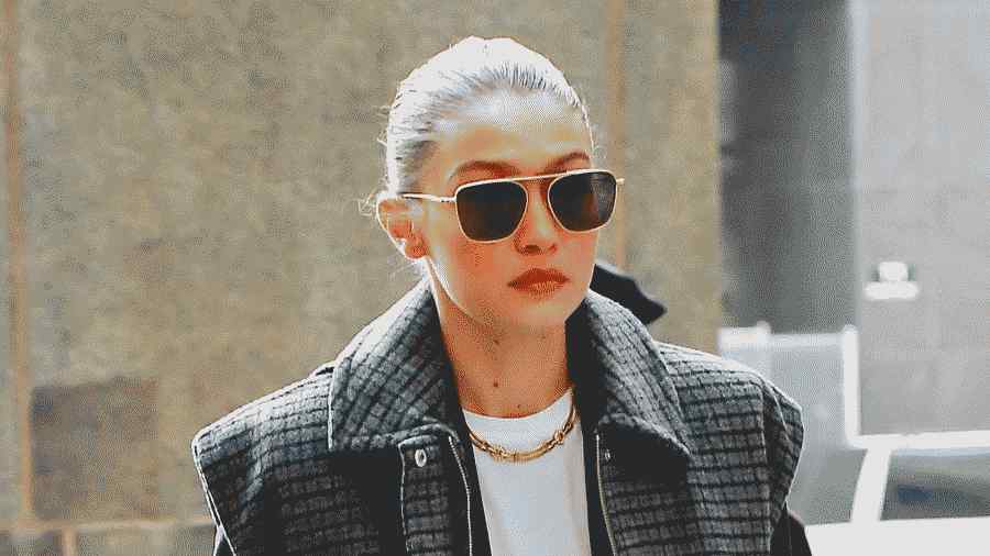 Gigi Hadid é despedida como jurada no caso Harvey Weinstein