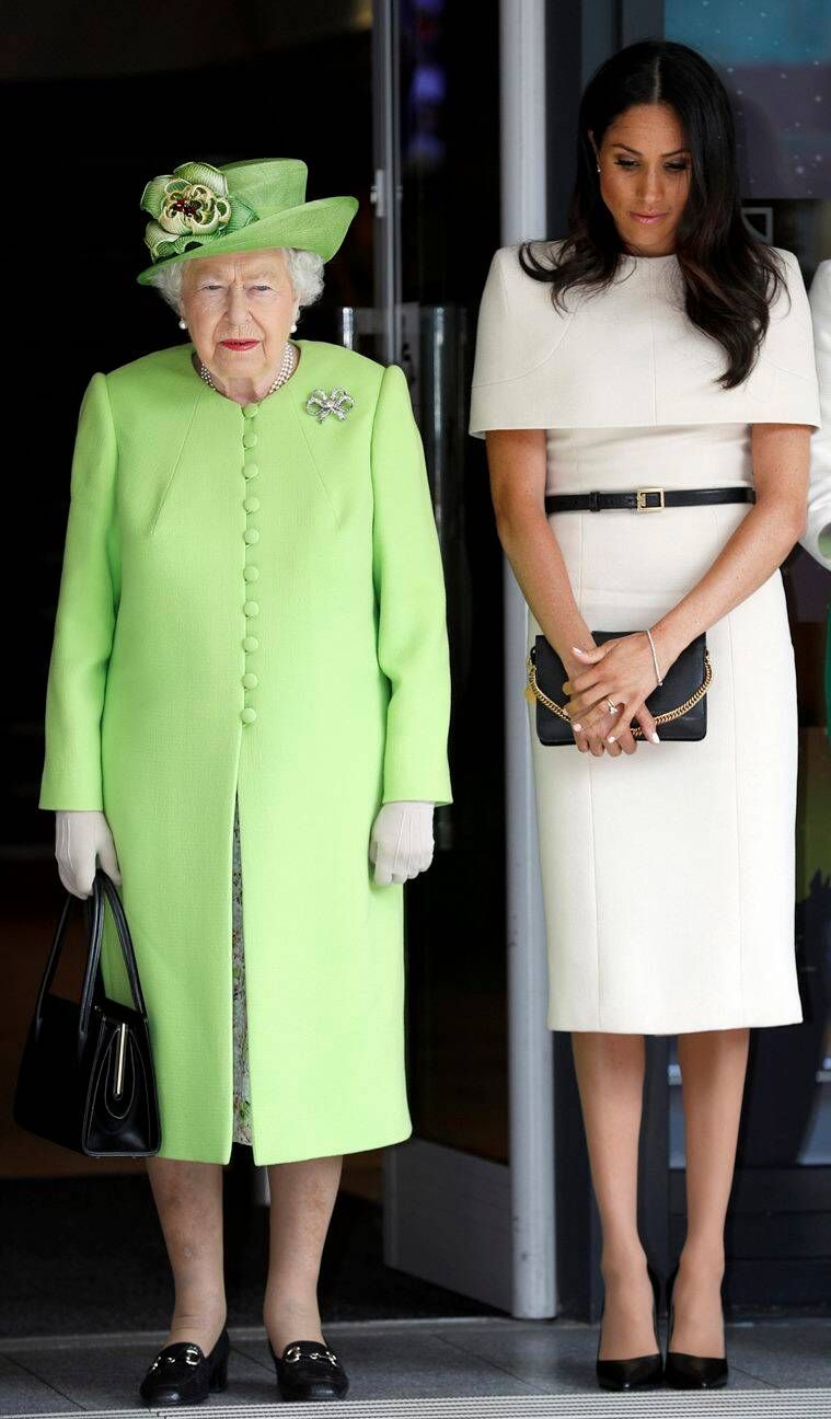 Meghan Markle, Meghan Markle parim riietatud ajakiri People 2018, Meghan Markle parim riietatud naine 2018, Meghan Markle viimased fotod, Meghan Markle mood, indian express, indian express news