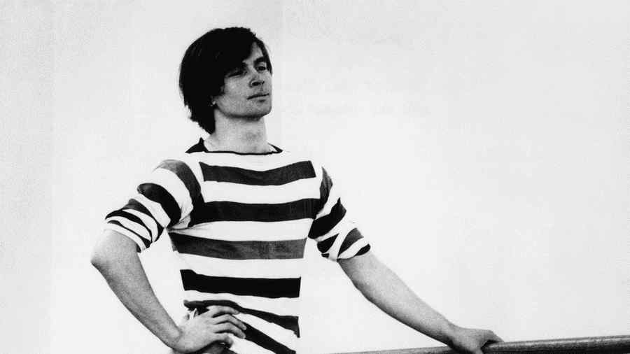 Brosiery através dos tempos: uma retrospectiva afetuosa dos homens de meia-calça