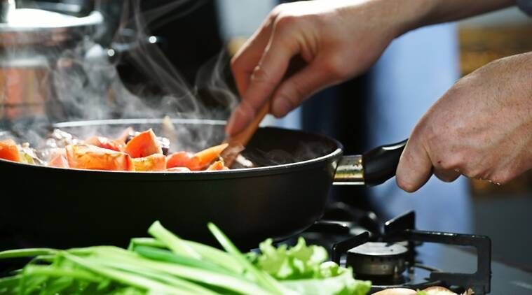 receitas rápidas, receitas rápidas quando a mãe está fora, comida fácil de cozinhar, maneiras simples de cozinhar, expresso indiano, notícias expresso indiano