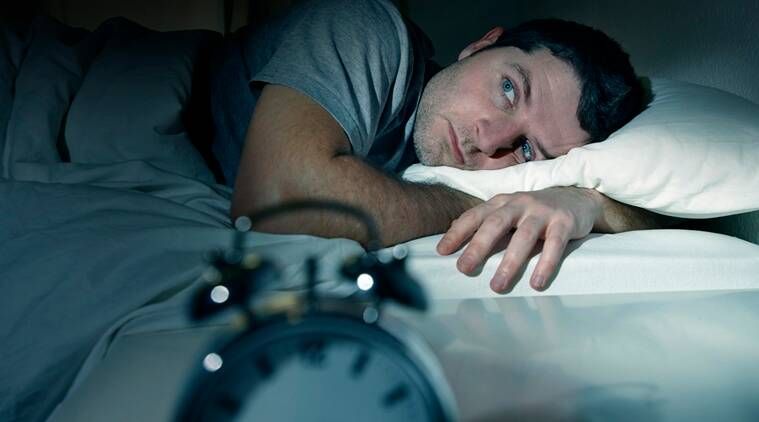 A ’fulang le insomnia? Is dòcha gu bheil cunnart nas motha agad airson fàilligeadh cridhe