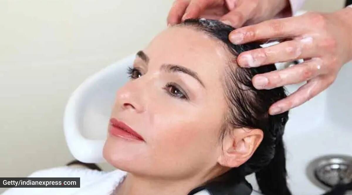 زن دهلی به دلیل کوتاه کردن موی اشتباه، درمان در سالن، 2 کرور روپیه غرامت دریافت می کند: همه چیز را در مورد مراقبت از مو بدانید
